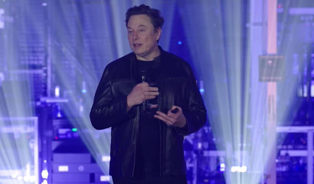 马斯克:AI收入下月将超越SpaceX全部其他业务,五年后AI占SpaceX价值99%
