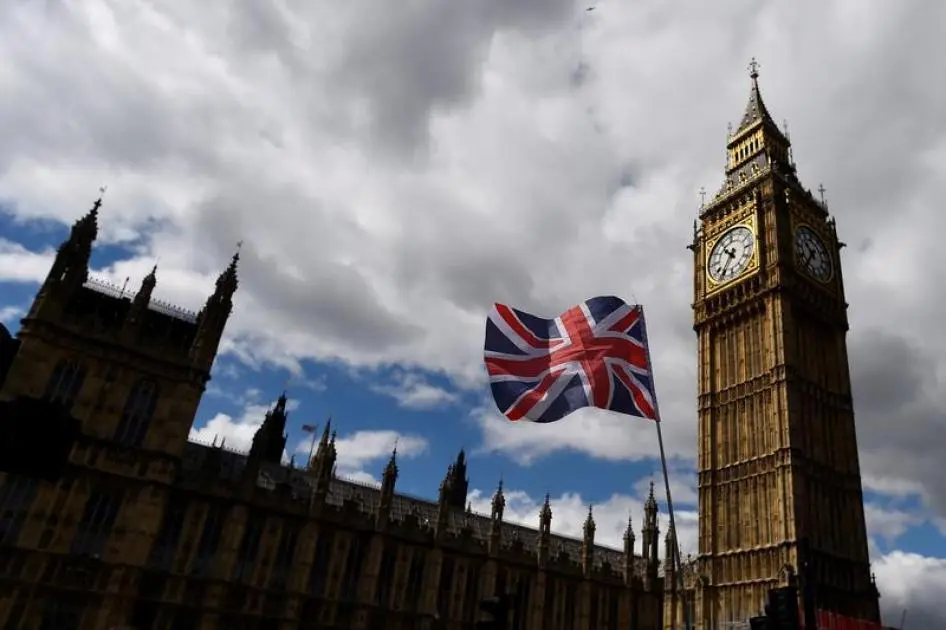 按兵不动！英国央行如期维持利率3.75%不变
