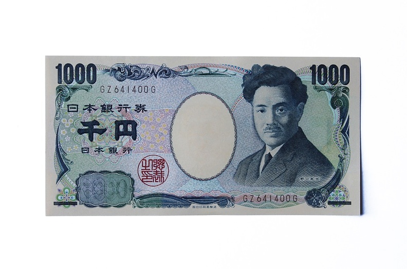 日本央行数据暗示周四出手干预，规模或达8.45万亿日元，日元一度创两年半最大涨幅